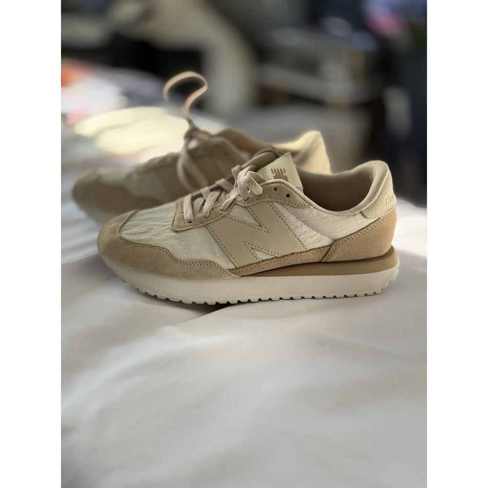 New Balance Women's 237  Sneakers Size 10 - Picture 6 of 6